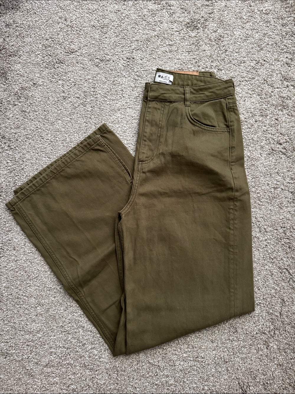 NA-KD Olive Wide Leg Jeans - High-Rise Flare